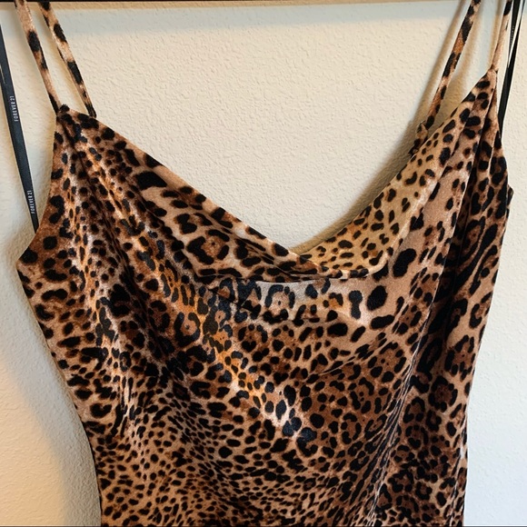 NWT Forever 21 Long Leopard Dress with Cowl Neckline and Leg Slit - Size M - Picture 3 of 7